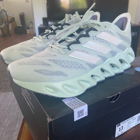 Adidas SWITCH FWD 'Linen Green - Picture 8 of 9